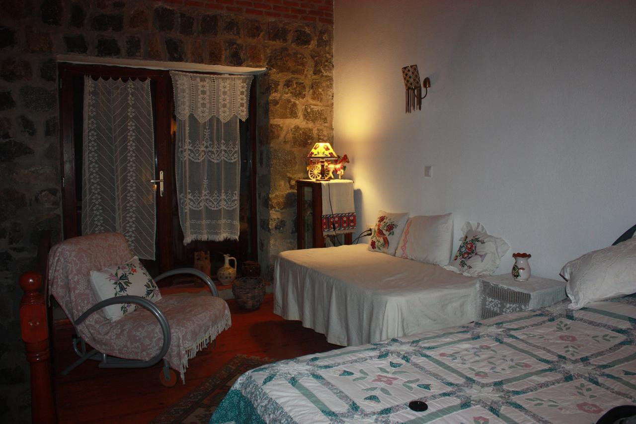 Karaburun Bahce Bed & Breakfast Exterior photo